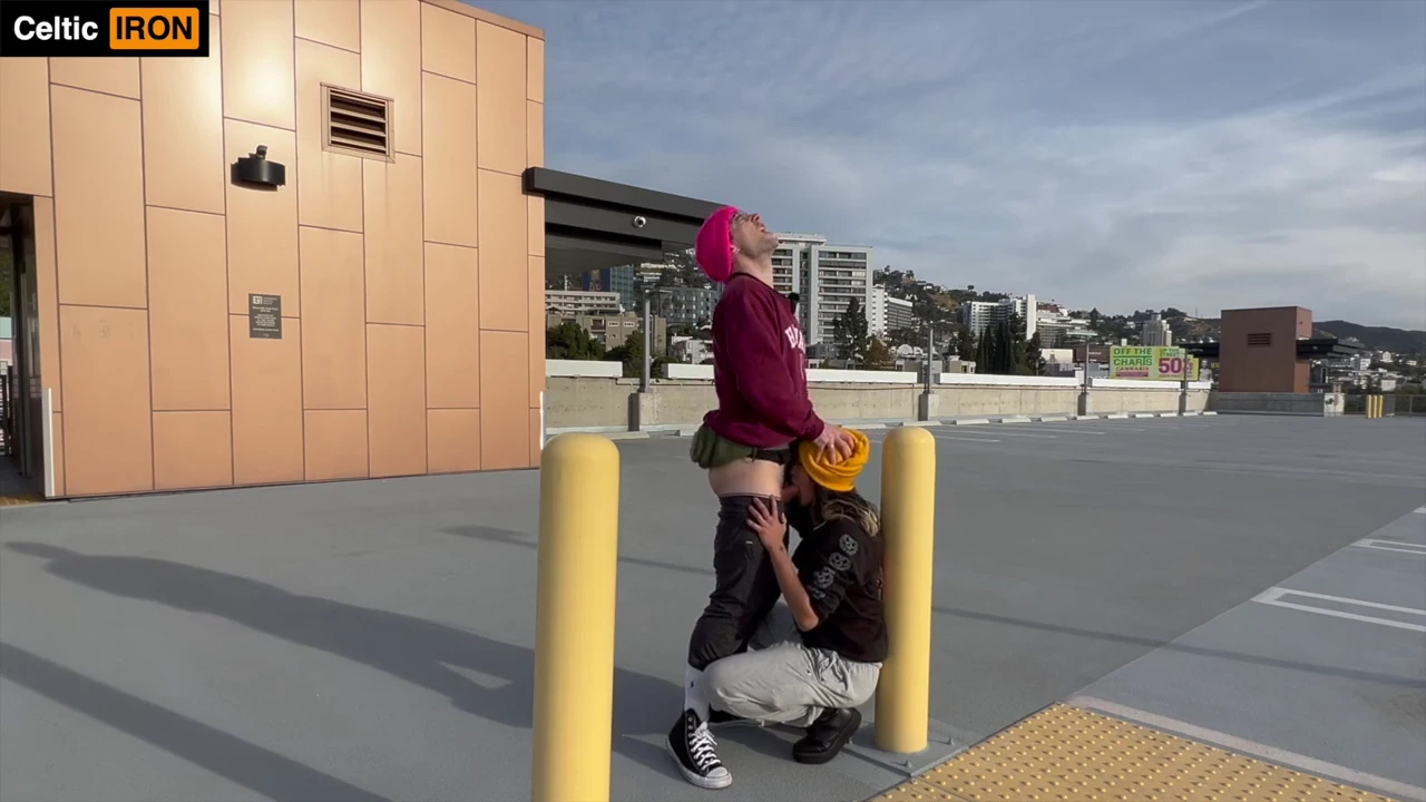 Celtic Iron is back, this time with an incredible amount of cumshots. She has a fantastic orgasm and there are five big cumshots. A must-watch for fans of high-quality porn.